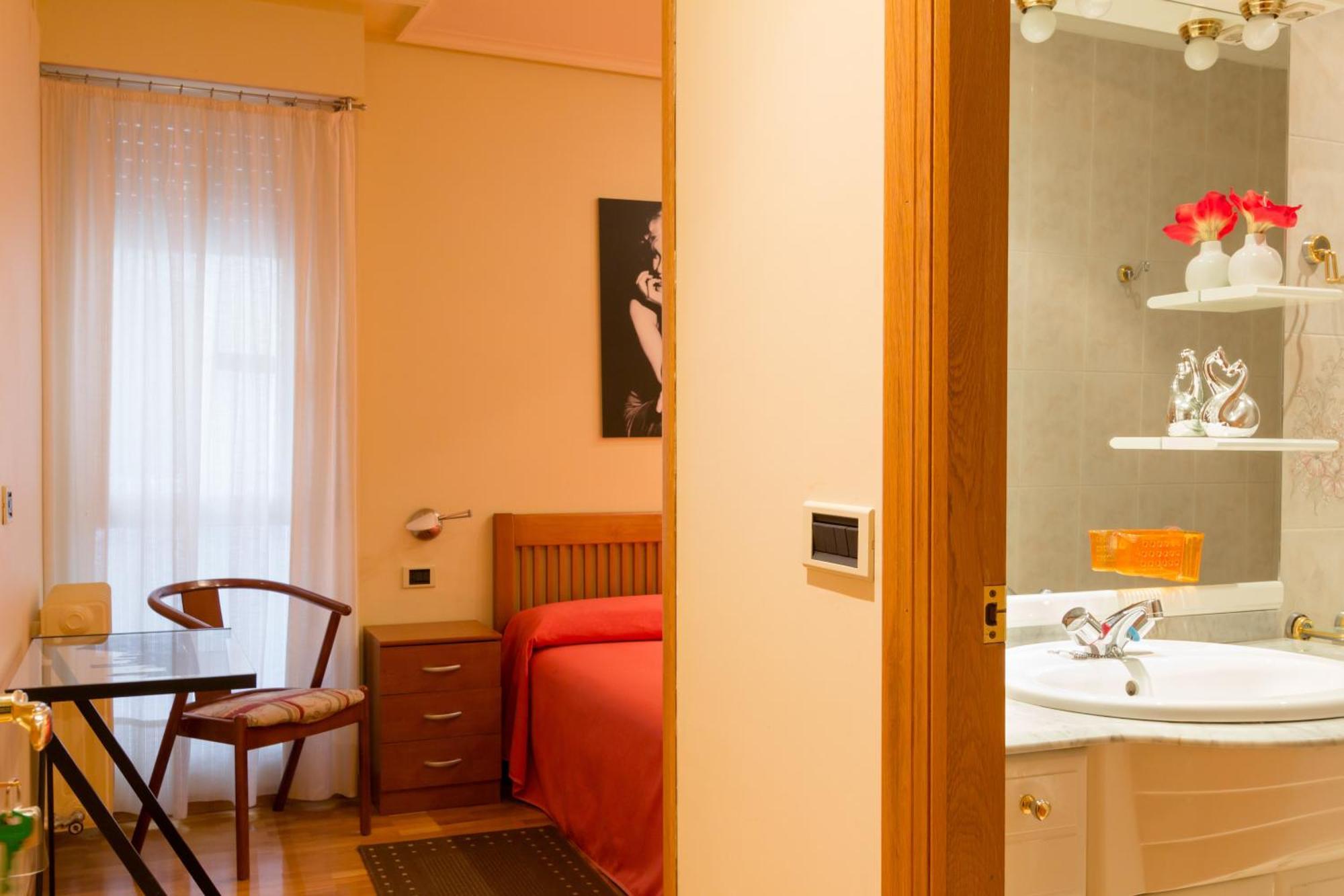 Pension Logrono Logroño Exterior foto