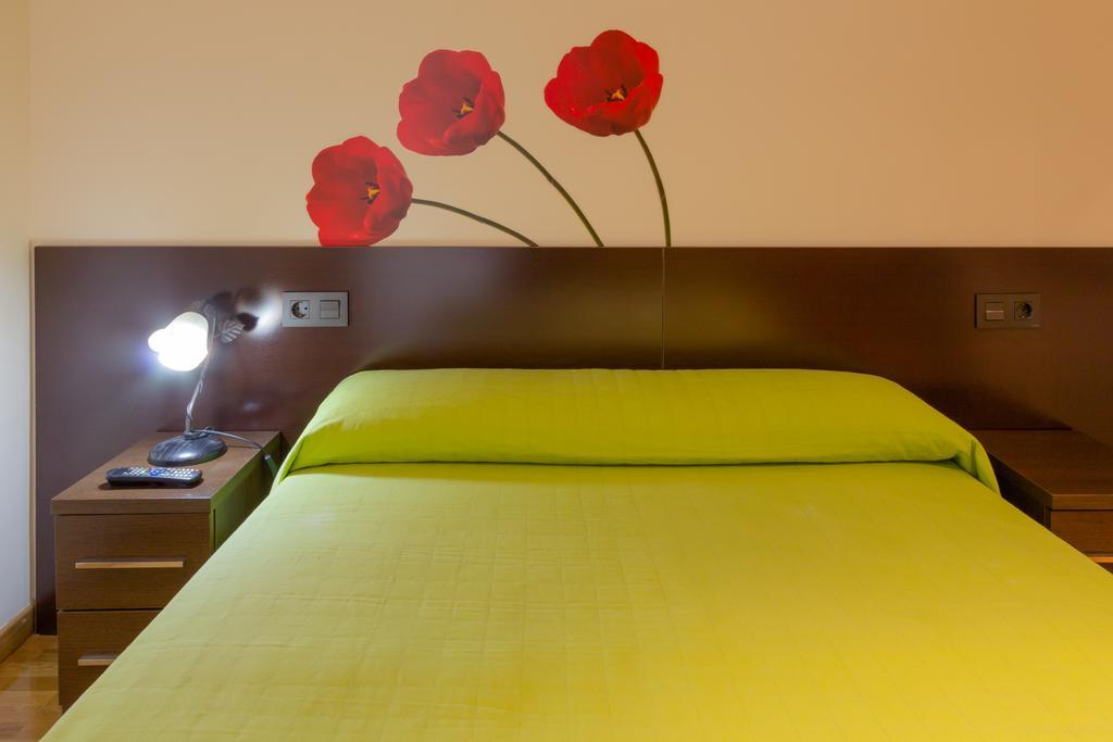 Pension Logrono Logroño Quarto foto