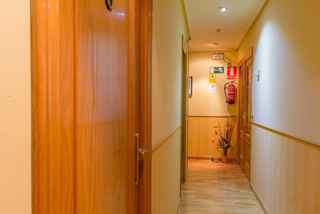 Pension Logrono Logroño Quarto foto
