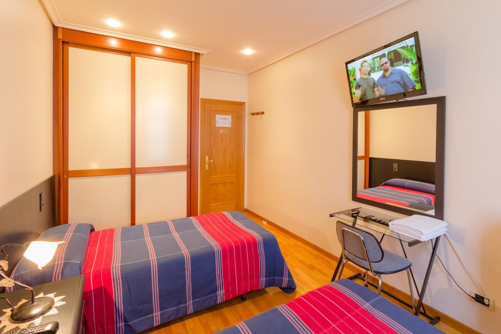Pension Logrono Logroño Exterior foto
