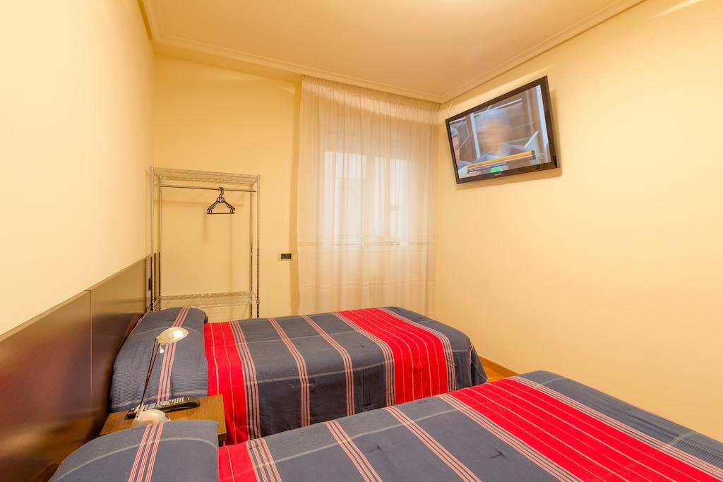 Pension Logrono Logroño Quarto foto